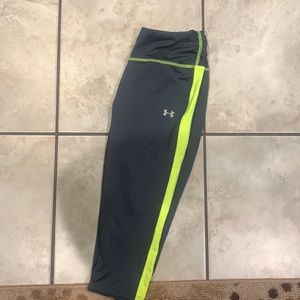 Under Armour running capris